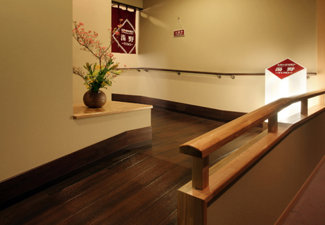 包租浴池“汤野”入口斜面 包租浴池“汤野”入口斜面